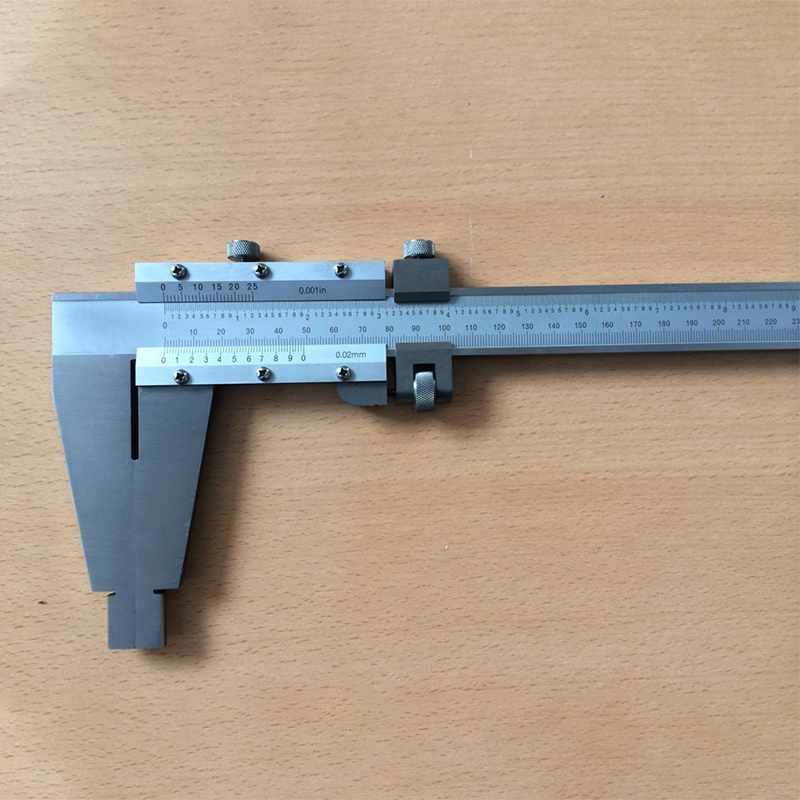 Type IV Vernier Calipers with Fine Adjustment